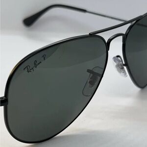 Ray-Ban Black Aviator Sunglasses